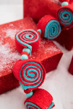 Hot Decorator's Warehouse 61” Aqua/Red Felt Candy Garland