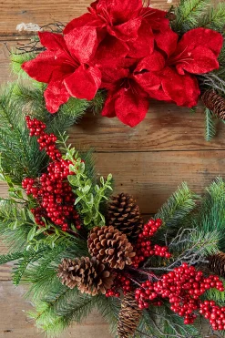Outlet Decorator's Warehouse 30” Christmas Amaryllis/Pine Wreath