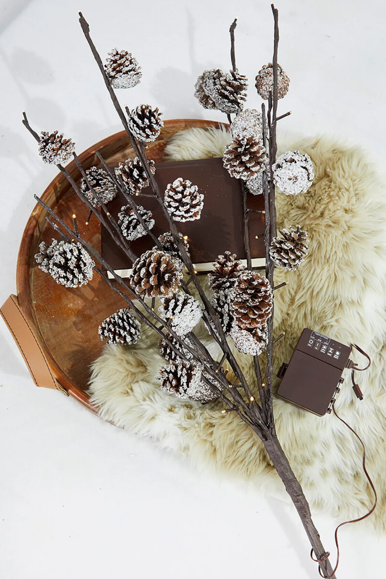 New Decorator's Warehouse 36" LED Pine Cone Branch
