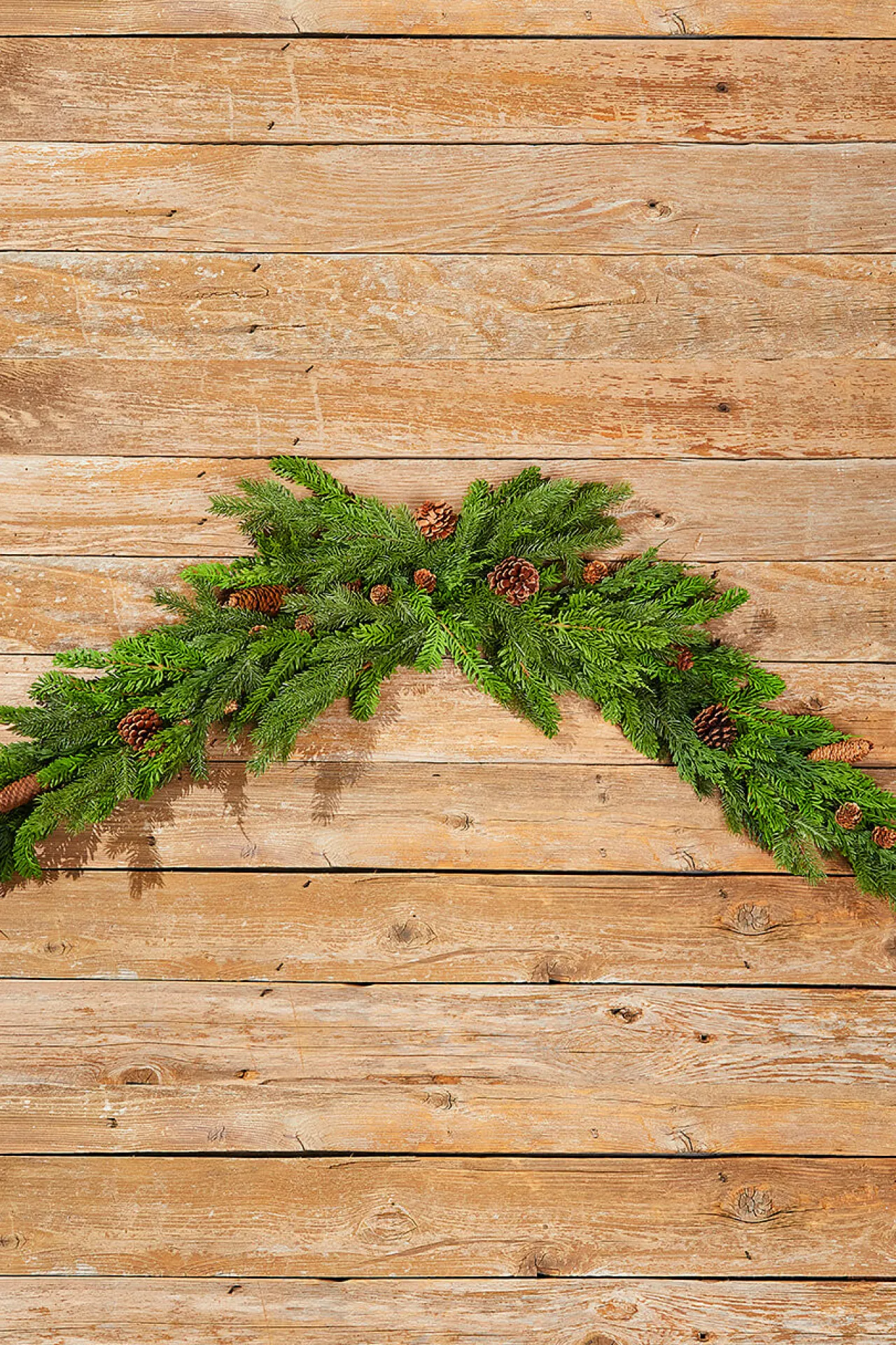 Discount Decorator's Warehouse 60” Noble Cedar Cone Tablepiece