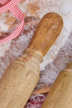 Discount Decorator's Warehouse 18” Park Hill Large Country Wood Rolling Pin