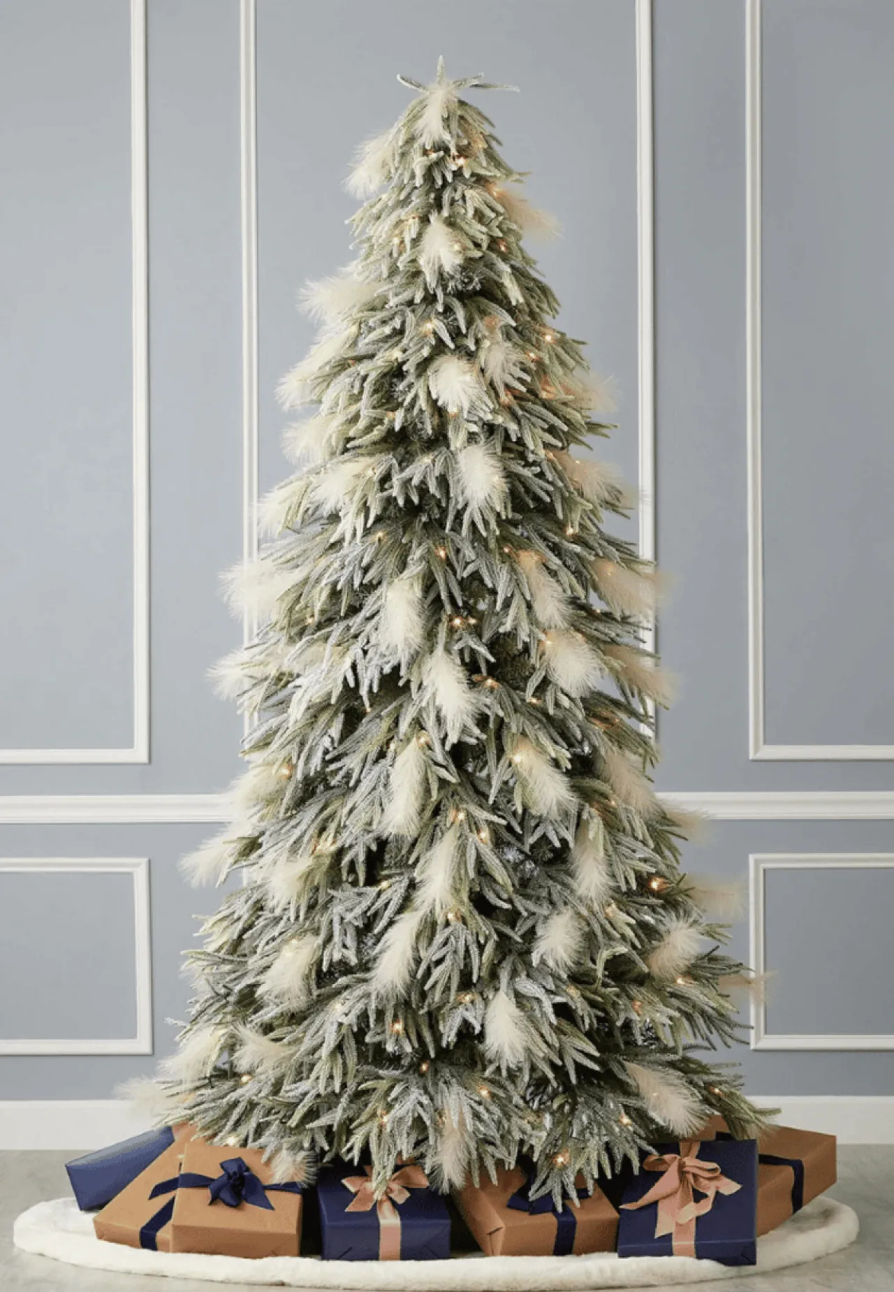 Hot Decorator's Warehouse 9' Pine And Pampas Artificial Christmas Tree With 700 Warm White LED Lights
