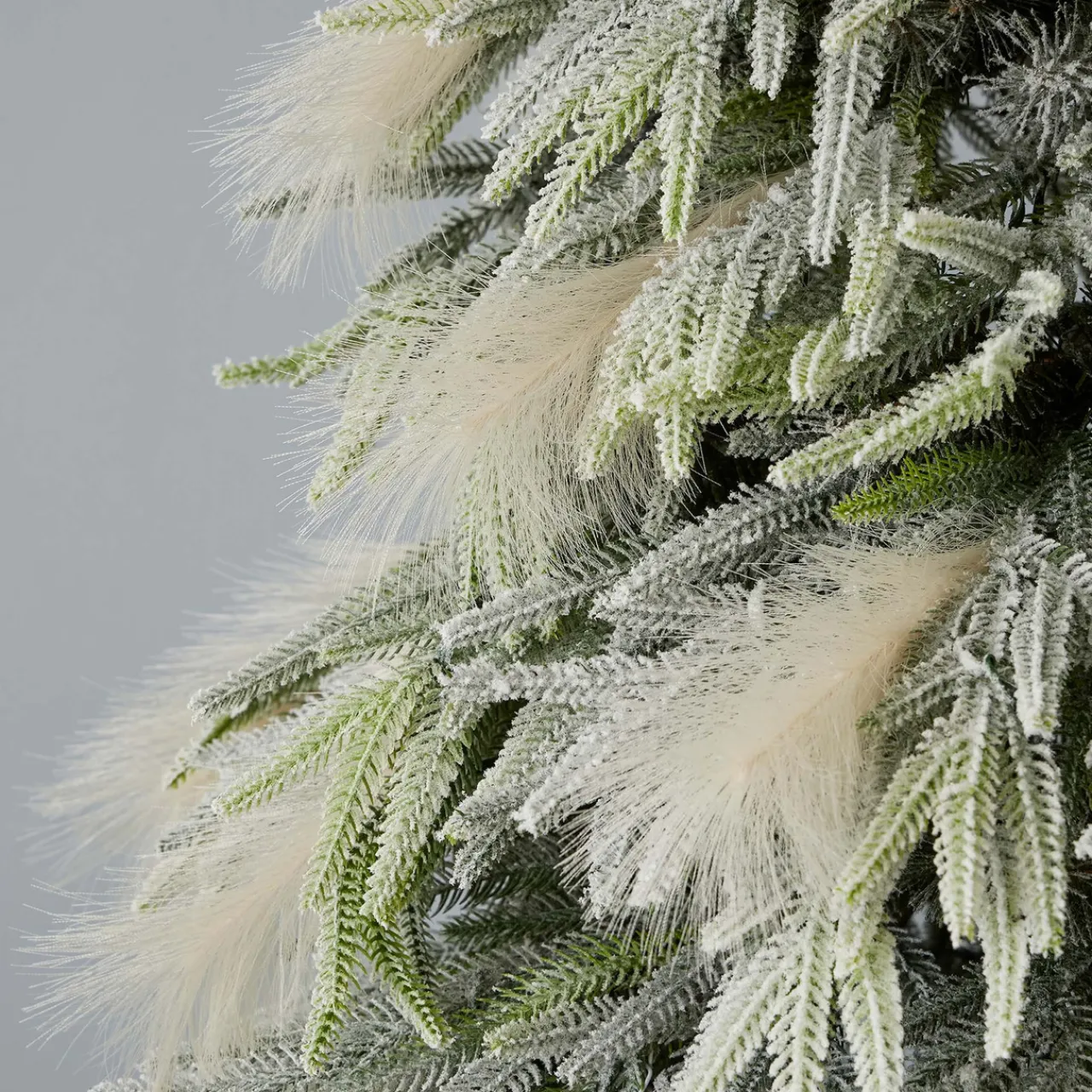Hot Decorator's Warehouse 9' Pine And Pampas Artificial Christmas Tree With 700 Warm White LED Lights