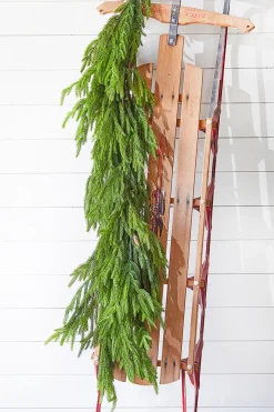 Decorator's Warehouse 47