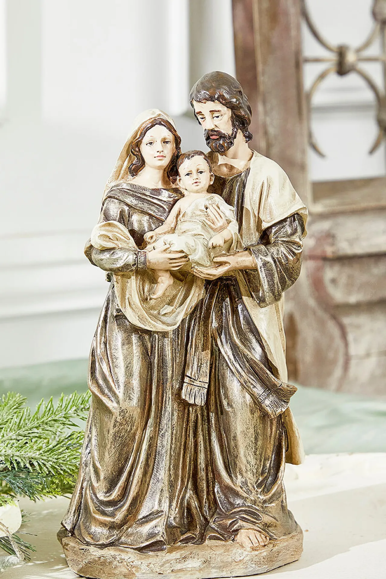 Sale Decorator's Warehouse 13” Resin Holy Family