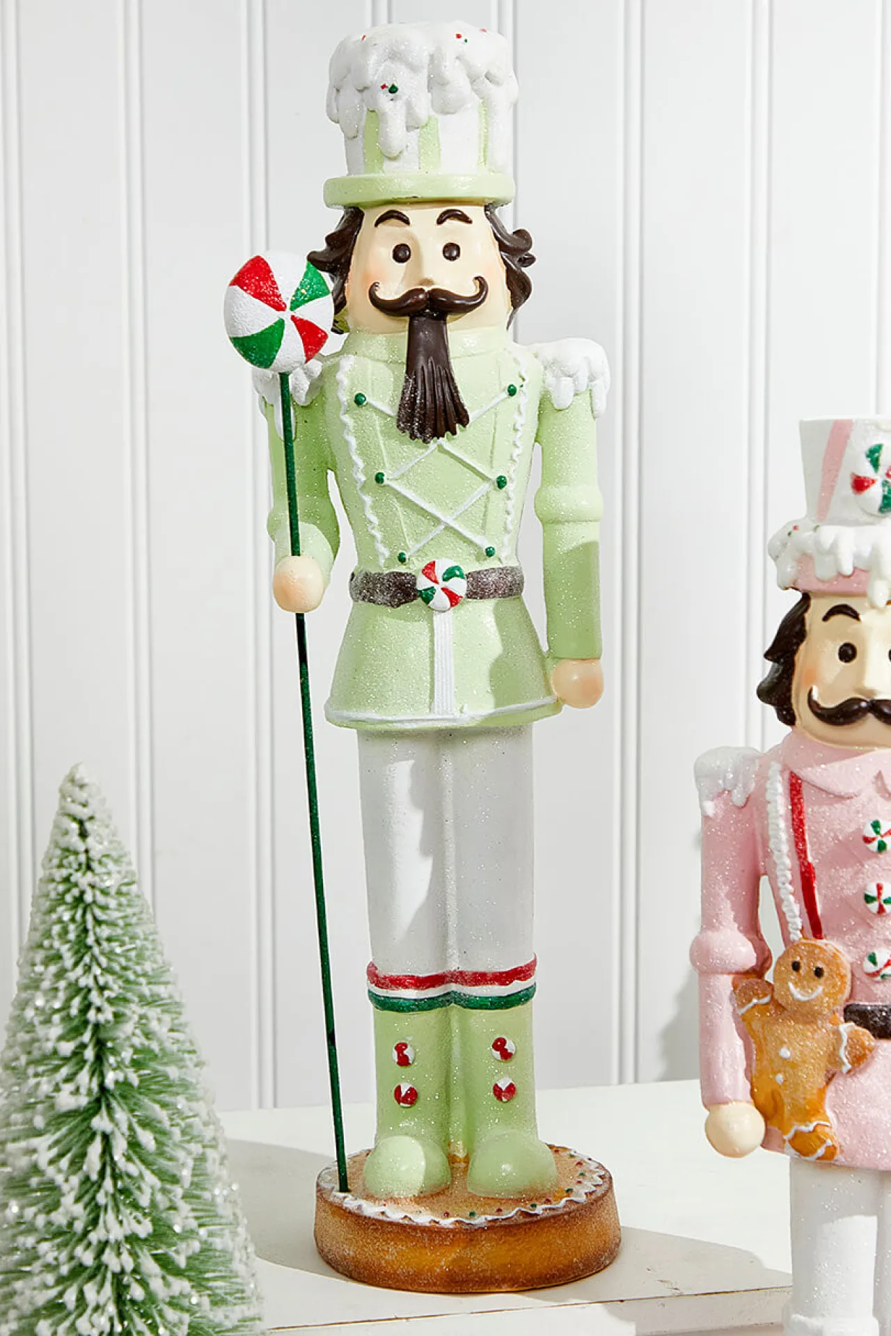 Sale Decorator's Warehouse 16" Resin Kringle's Bakery Nutcracker