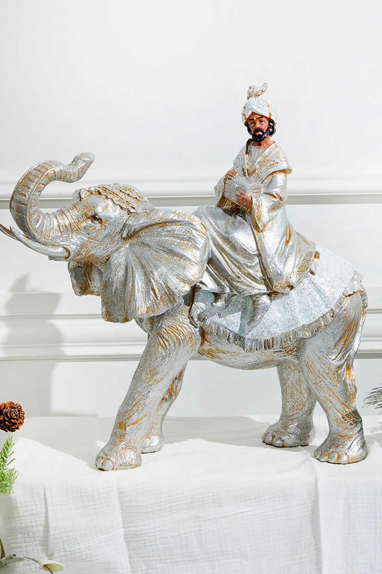 Outlet Decorator's Warehouse 16" Resin Renaissance Three Kings With Animals - Set Of 3