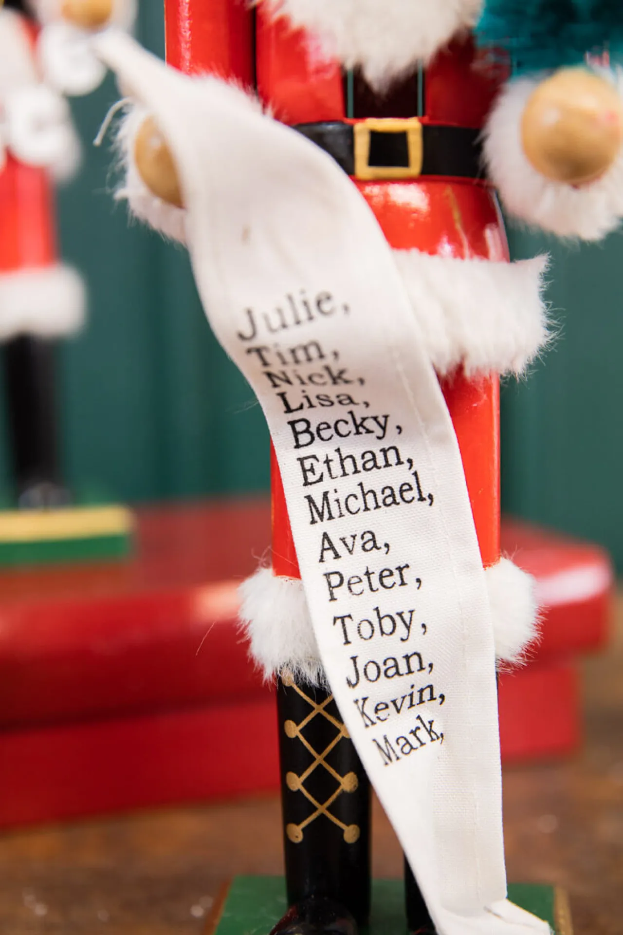 Outlet Decorator's Warehouse 15" Santa Nutcracker With List & Tree