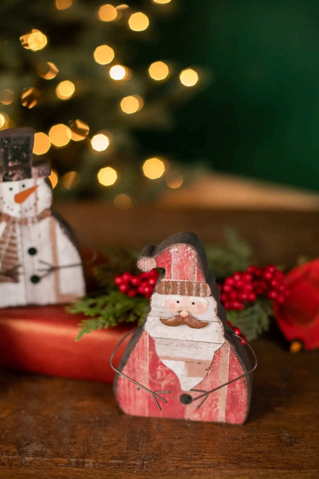 Clearance Decorator's Warehouse 6" Santa/Snowman Decoration