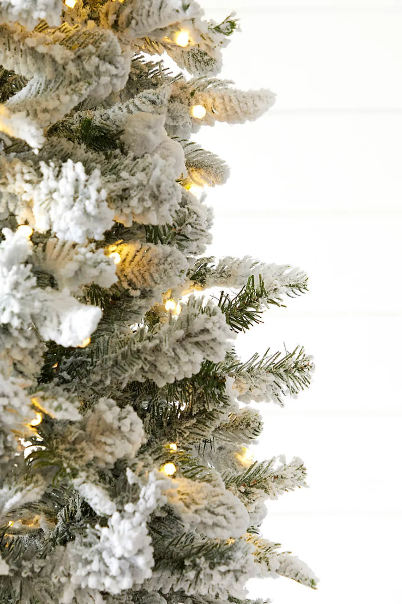 Outlet Decorator's Warehouse 7.5' Snowcrest Pencil Pine Artificial Christmas Tree With 500 Color-Changing Lights