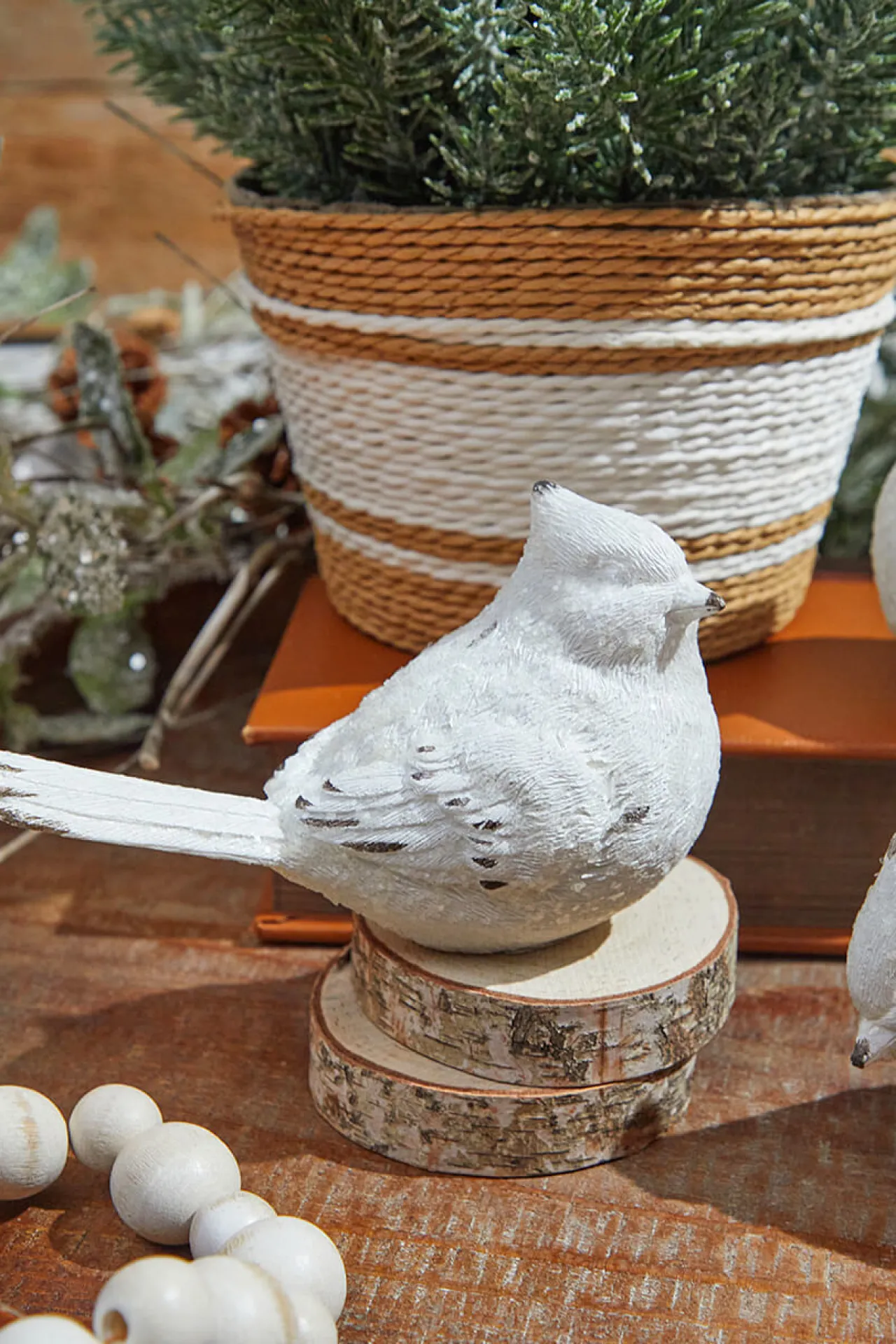 Best Decorator's Warehouse 6” White Resin Cardinal Figurine