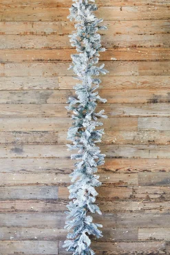 New Decorator's Warehouse 9' X 12" Lit Halifax Garland