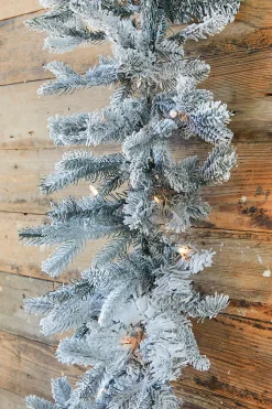 New Decorator's Warehouse 9' X 12" Lit Halifax Garland
