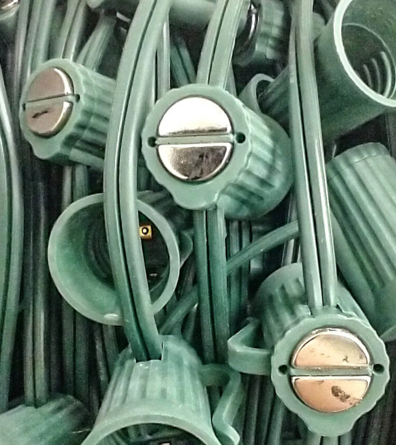 New Decorator's Warehouse C9 Magnetic Socket Cord - 500' 12" Spacing