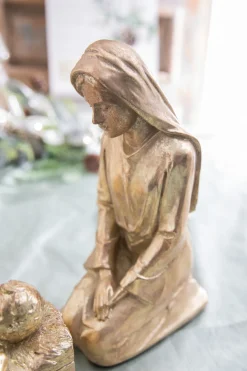 Online Decorator's Warehouse Elegant Nativity Set - 3 Pieces