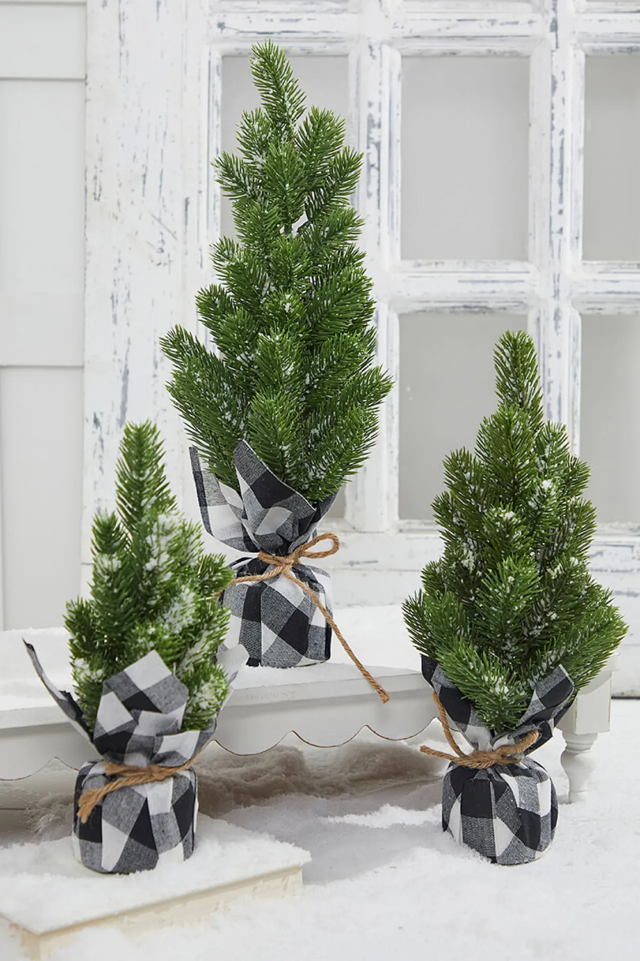 Clearance Decorator's Warehouse Flocked Pine Tree With Plaid Fabric - Medium