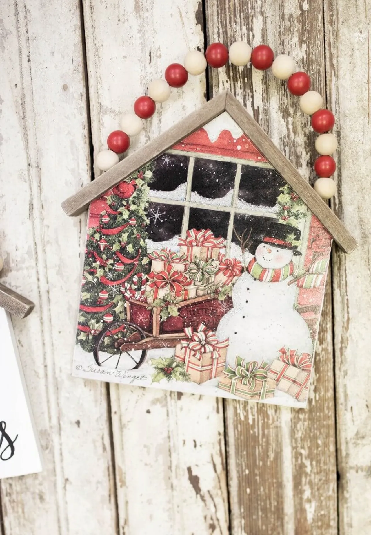 Discount Decorator's Warehouse 7.5”H Snowman Wall Hanging With Beaded Hanger