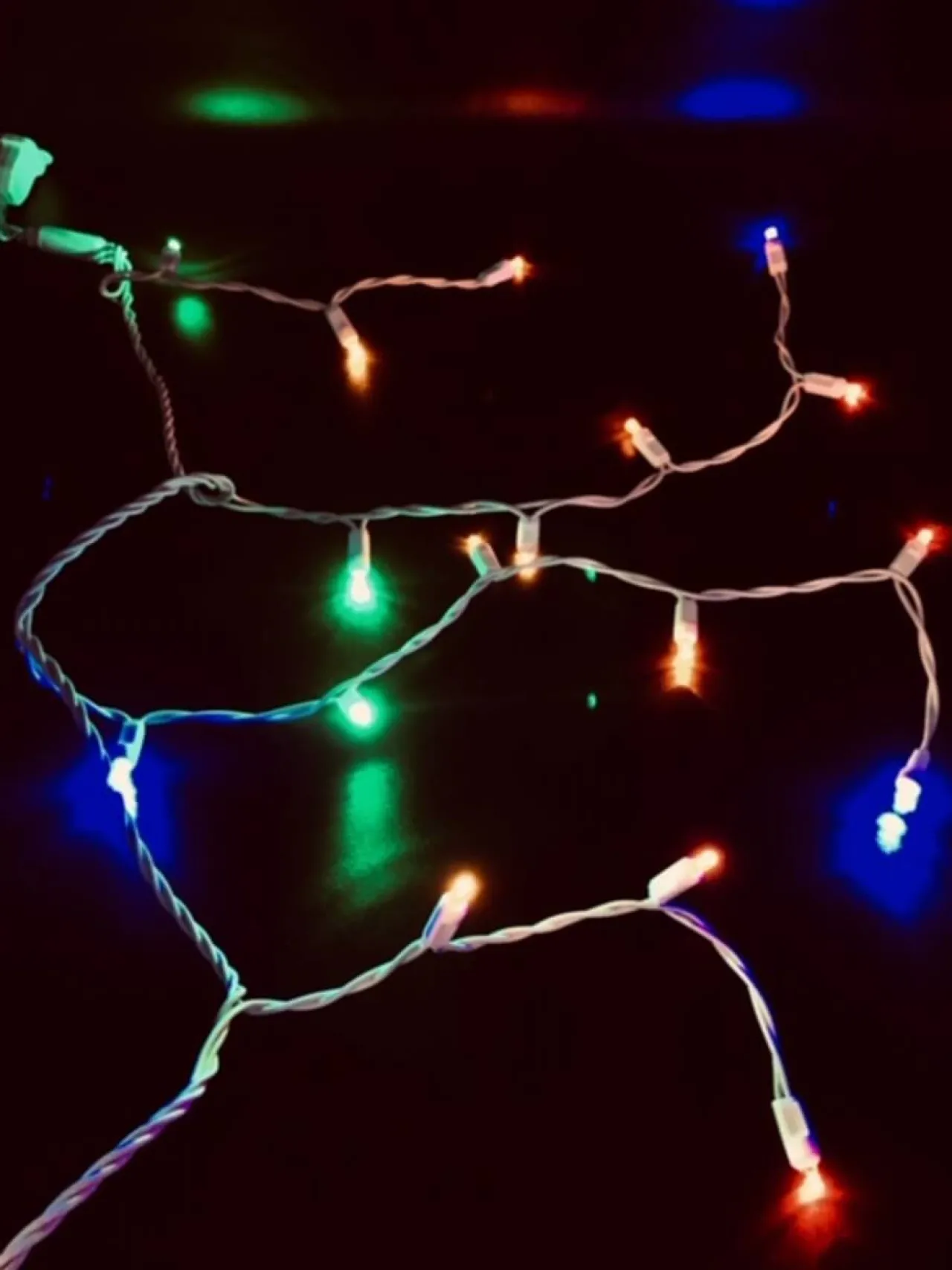 Best Decorator's Warehouse 5MM Icicle Lights - Multi